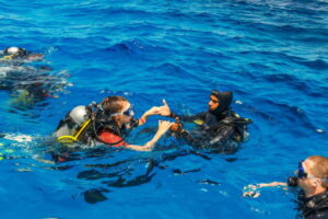 Shore Diving with Small Boat (2 Hours)